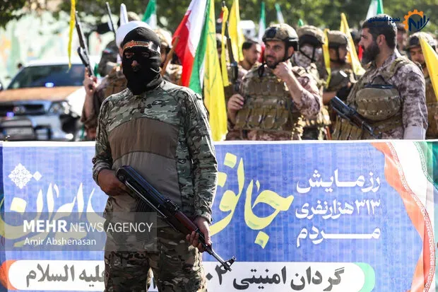 رزمایش جان‌فدایان ایران