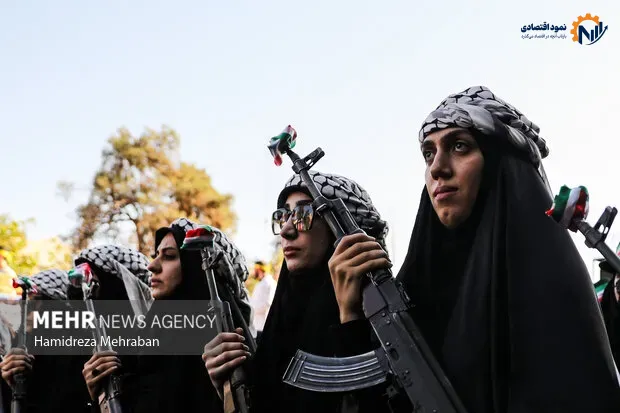 رزمایش جان‌فدایان ایران