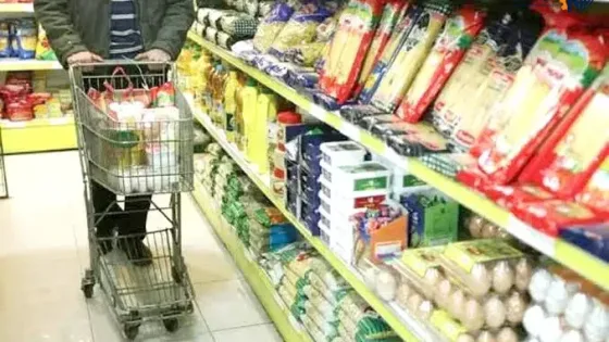 کالاهای اساسی تا پایان سال حتی با توقف پروازهای خارجی تأمین است