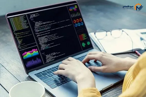 وقتی هوش مصنوعی کد می‌نویسد؛ آیا مهندسان نرم افزار بیکار می‌شوند؟