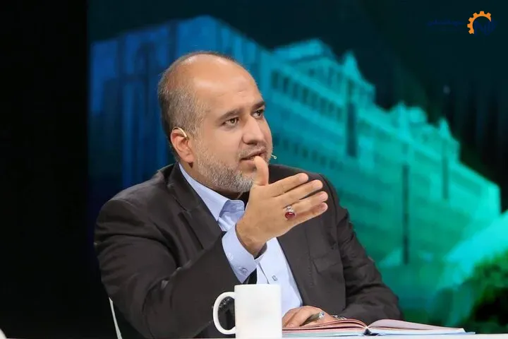 انتقاد خضریان از عملکرد شرکت پالایش و پخش